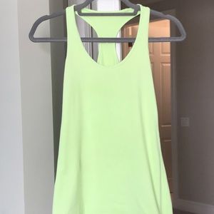green lululemon tank size 6